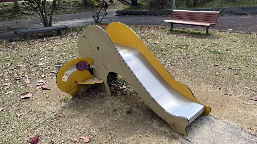 豊見城総合公園 スプリング遊具