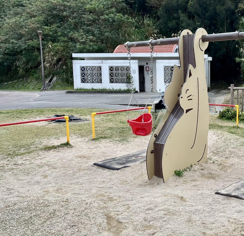 バケット型ブランコ